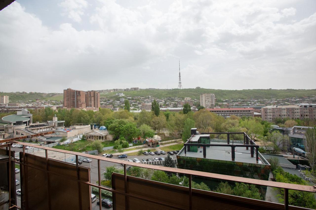 Umba Apartment N5 - Balcony And Mount Ararat View Ereván Exterior foto